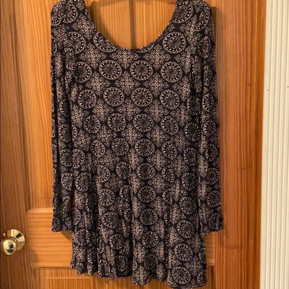 Black and Beige long sleeve swing dress